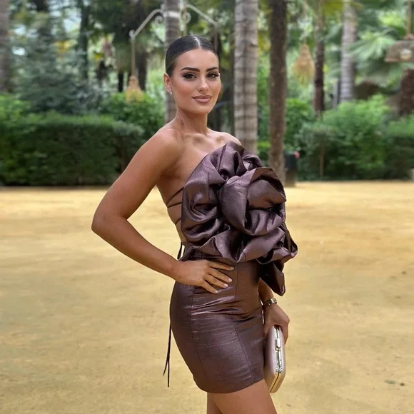 Zara NWOT voluminous flower 3D appliqué oversized floral detail party mini dress - Picture 4 of 15